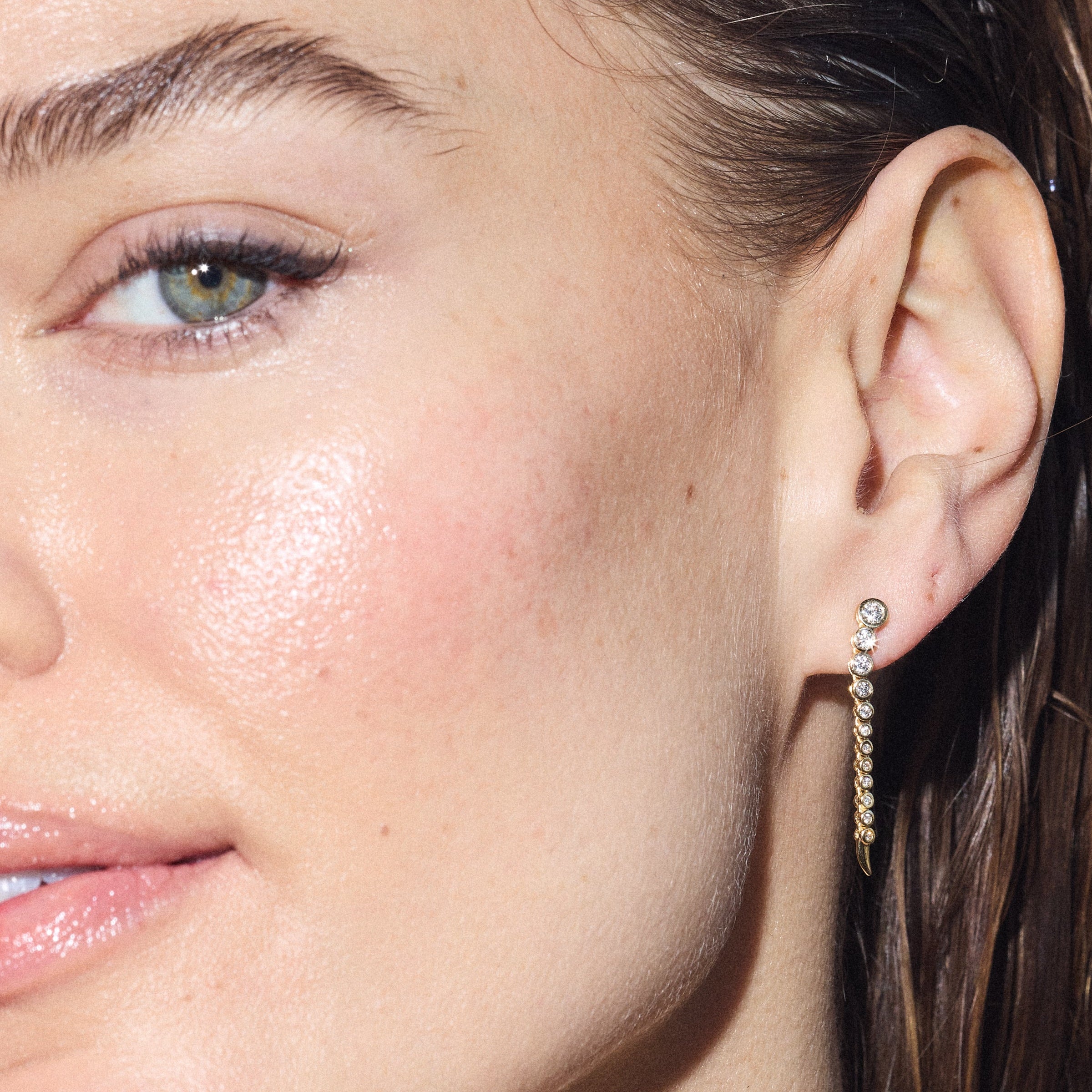 SHORT CONTINUUM EARRING