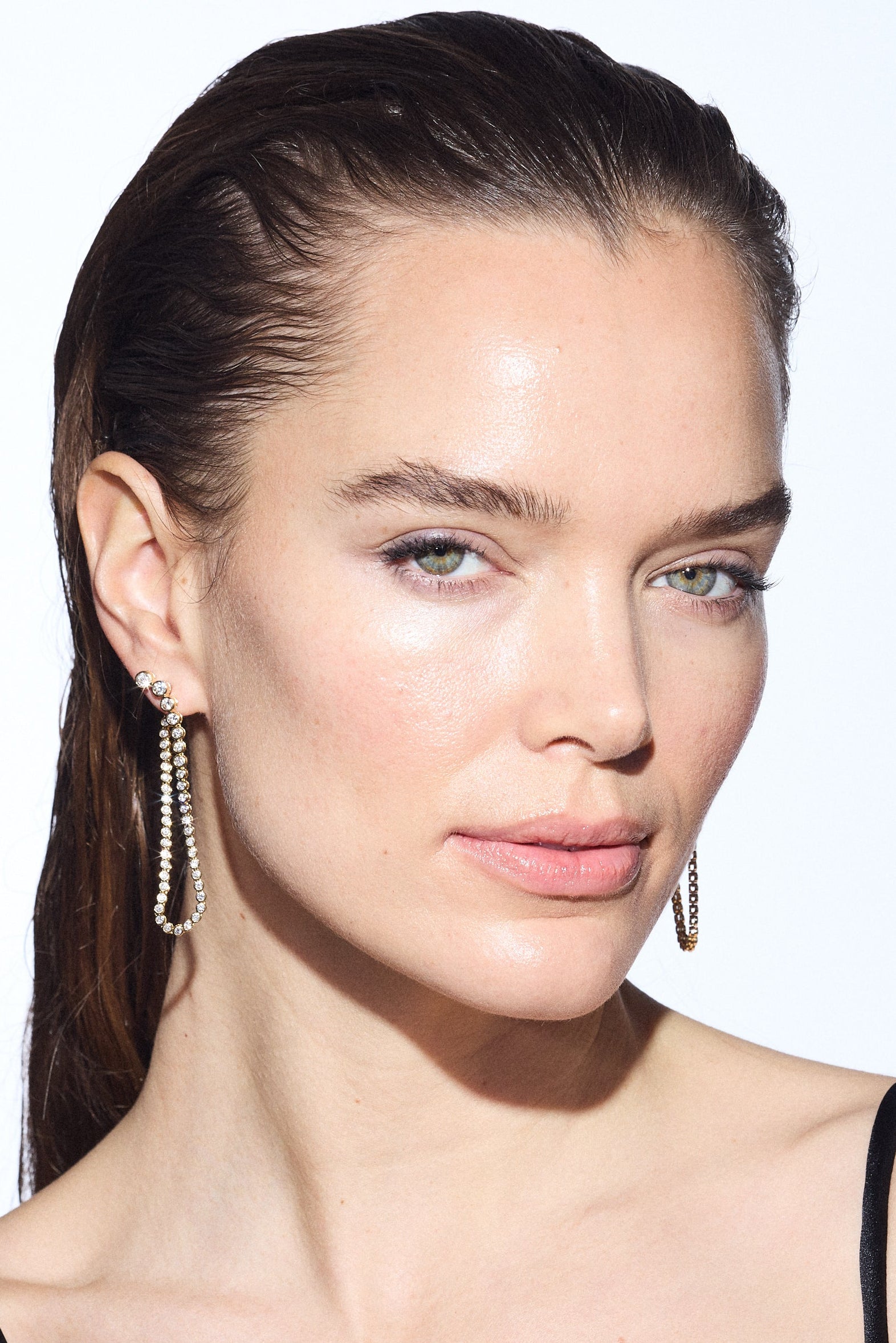 GRAND FLUORESCENCE EARRING