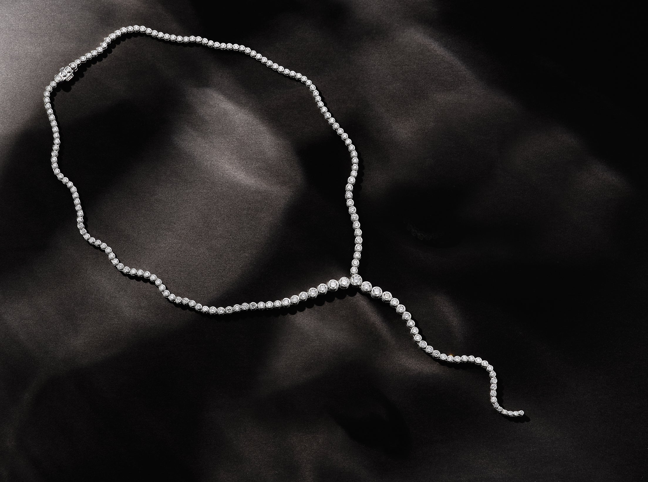 VEGA NECKLACE (WG)