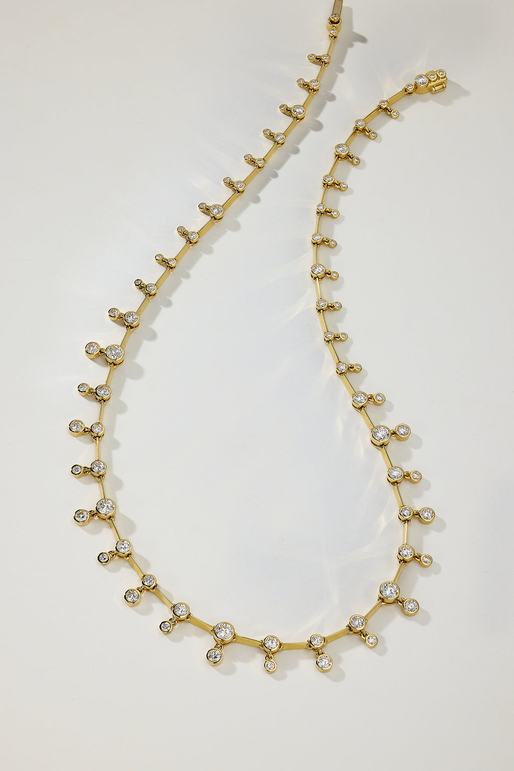 LINA DANGLING NECKLACE