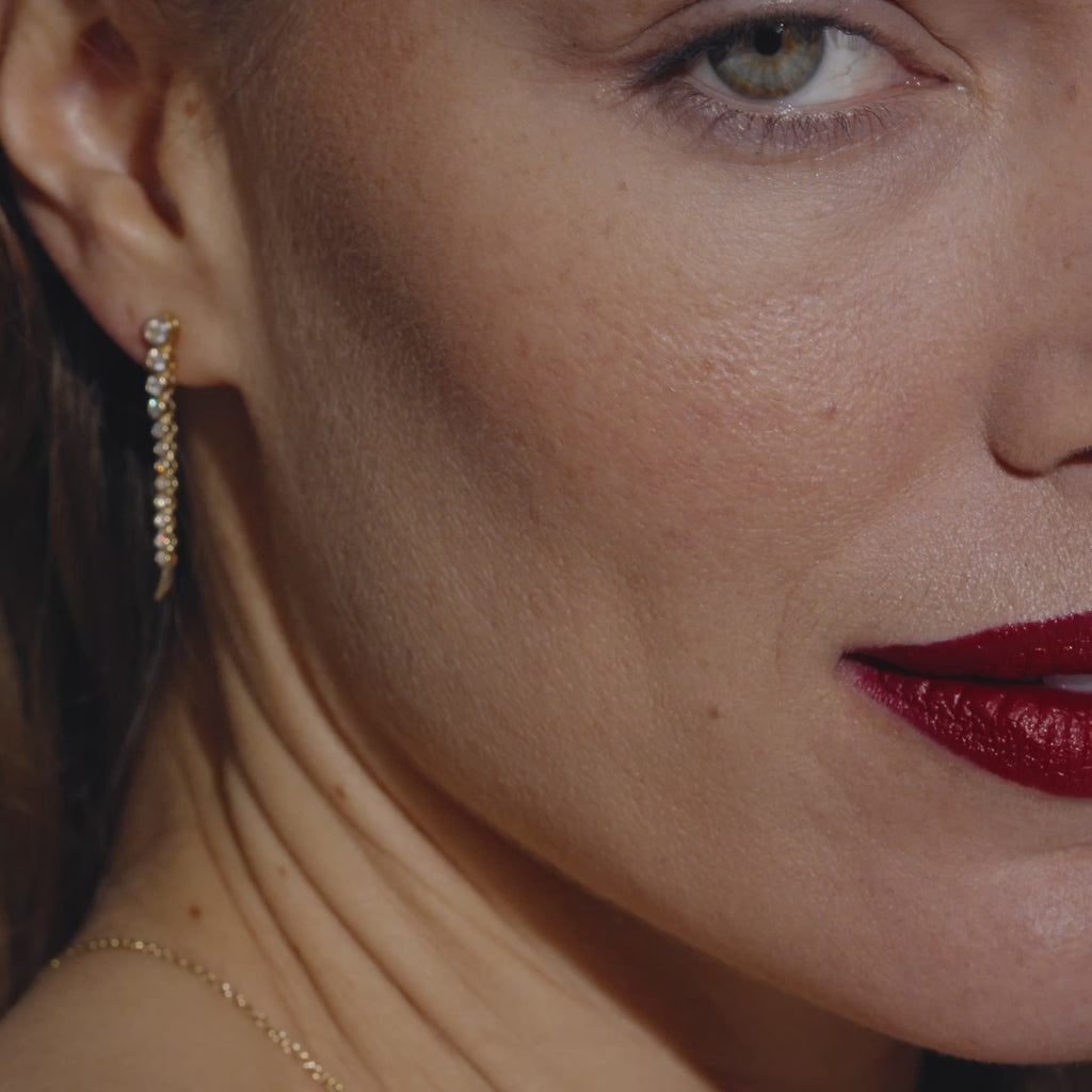 SHORT CONTINUUM EARRING